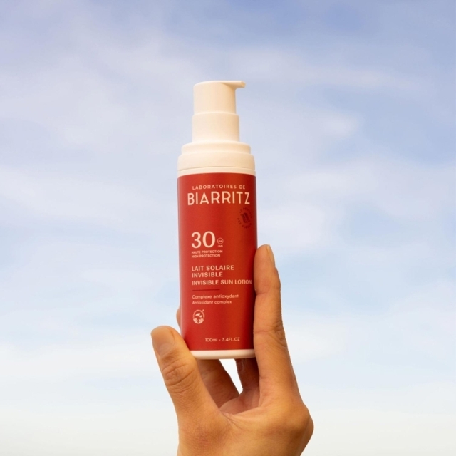 Latte Solare Satinato Viso e Corpo SPF 30 Laboratoires de Biarritz
