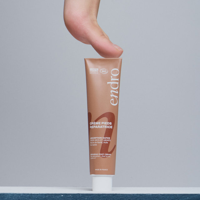 Crema Piedi Nutriente e Riparatrice Endro