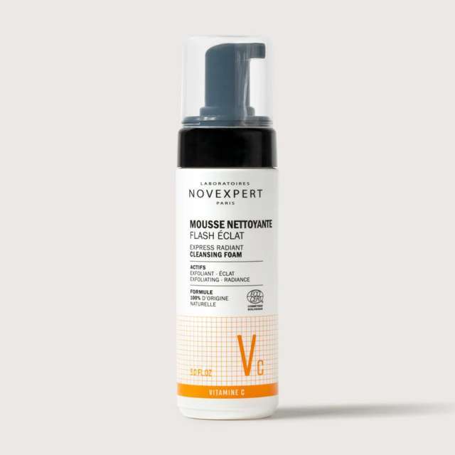 Mousse Detergente Illuminante alla Vitamina C Novexpert
