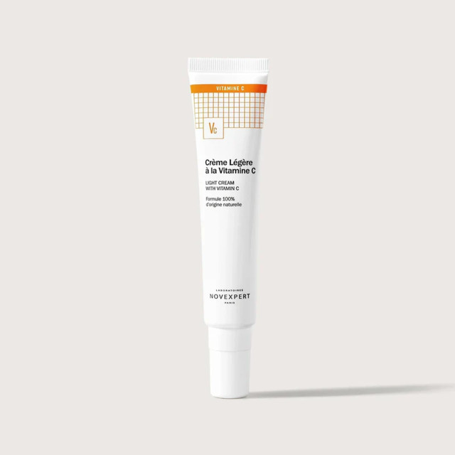 Crema Leggera alla Vitamina C Novexpert